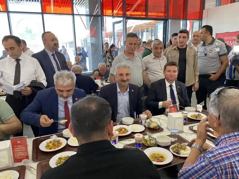 100 Kişilik Besleyici Ana Yemekleri 30 Dolar Altında Hazırlama Yöntemleri ve Tarifleri