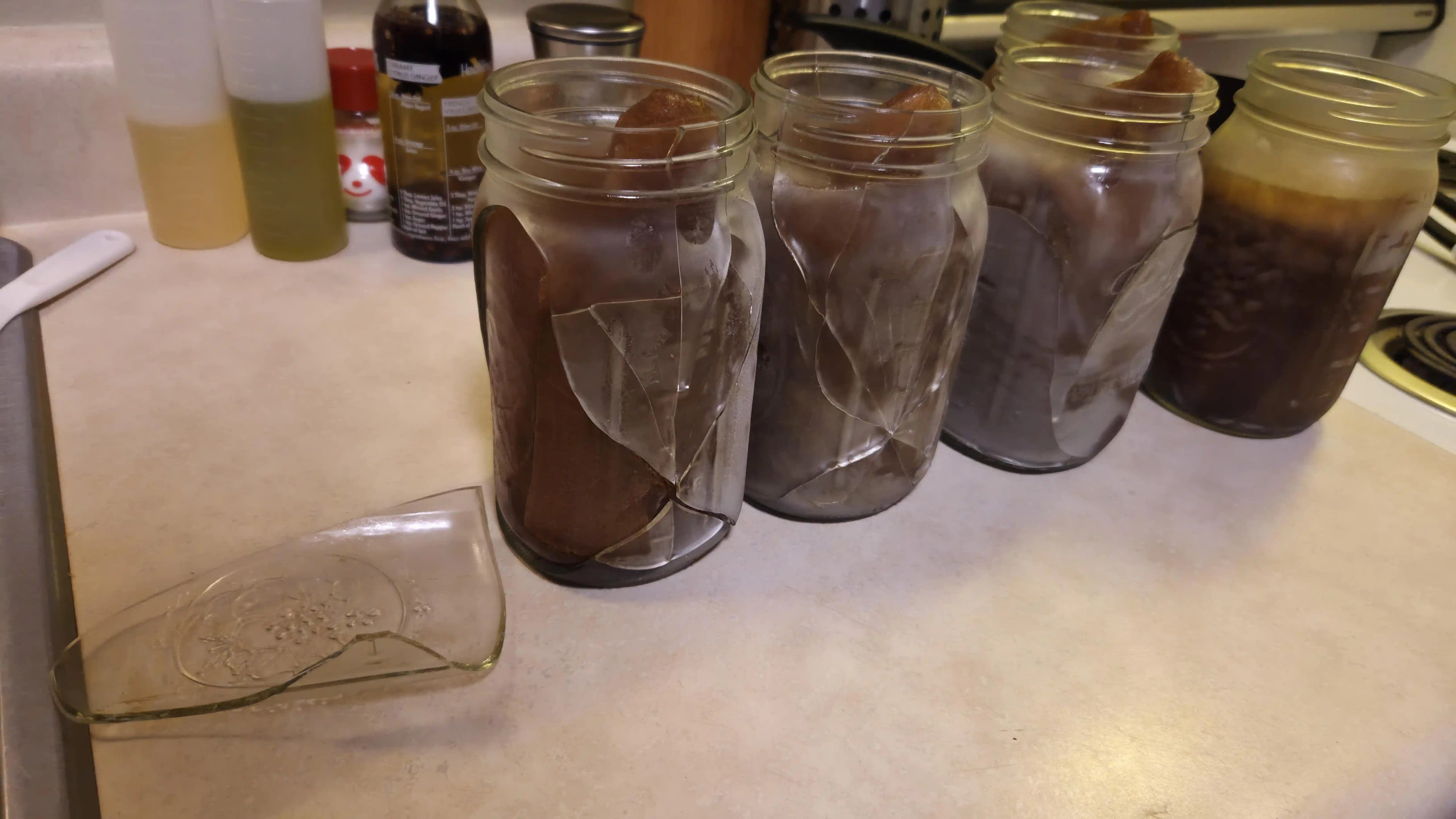 Cam Kavanozlarda Donma Sırasında Kırılma Nedenleri ve Önleme Yöntemleri