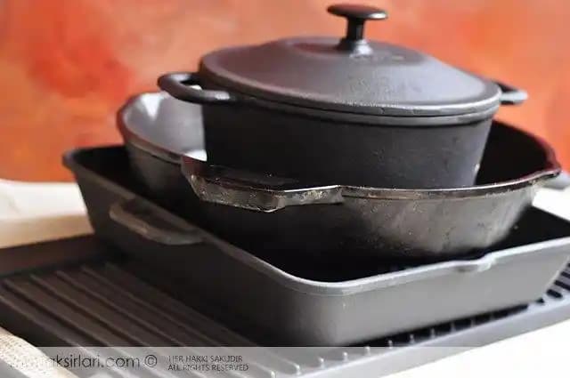 Dökme Demir Tencereler ve Le Creuset Gibi Markaların Fiyat-Performans Değerlendirmesi