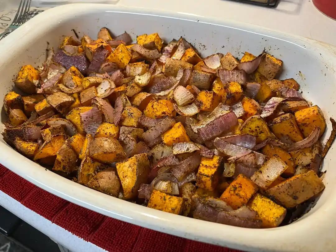 Fırında Tatlı Patates ve Etli Lahana Sarması ile Sağlıklı ve Dengeli Yemek Tarifi