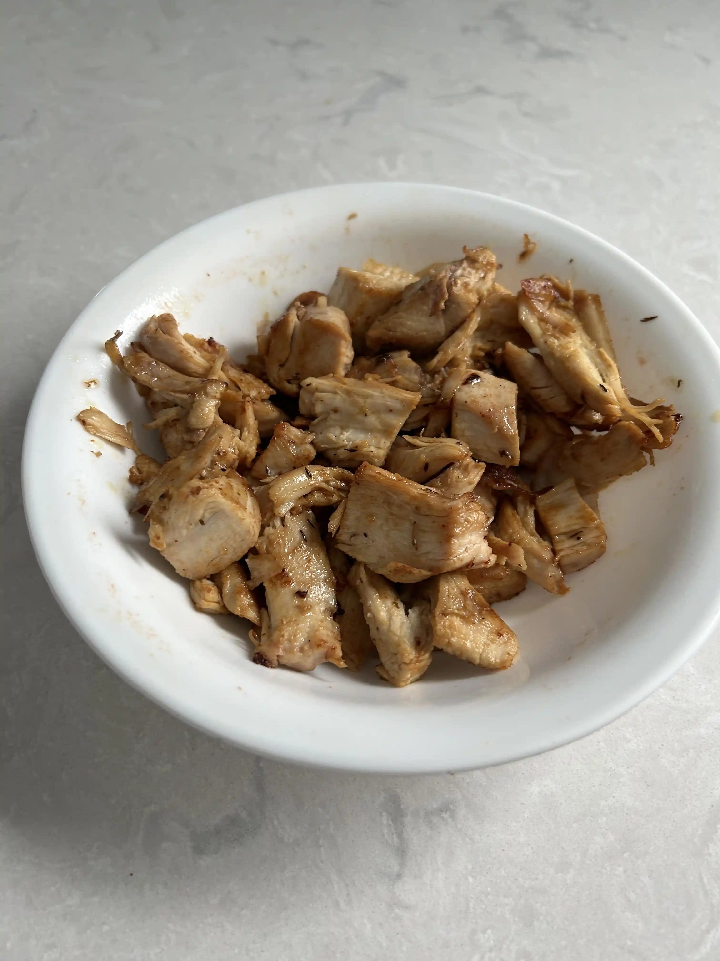 Küçük Hindi ve Kaponun Ekonomik Avantajları ve Çok Yönlü Kullanım İmkanları