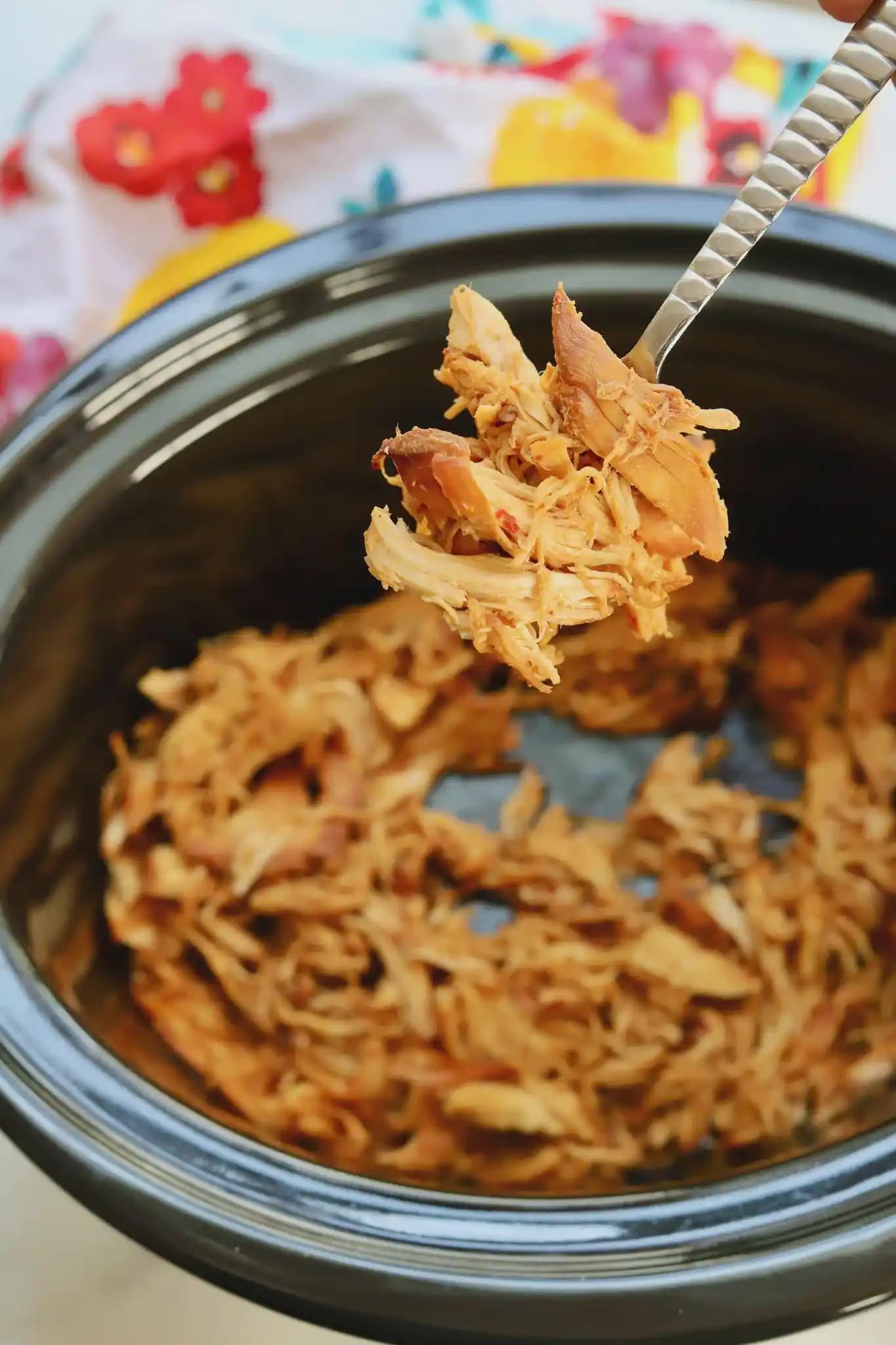 Slow Cooker ile Chipotle Balı Tavuk Tarifi ve Pratik Alternatifleri