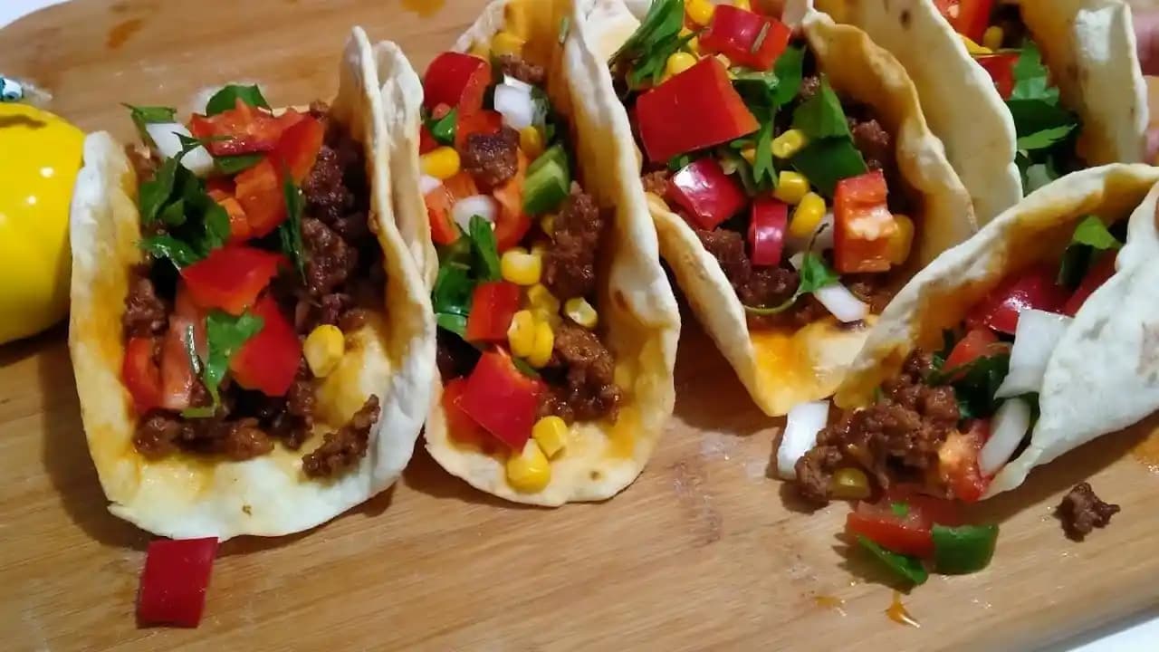 Taco Tariflerinde Hindi Eti, Mercimek ve Domates Soslarıyla Sağlıklı Yenilikler