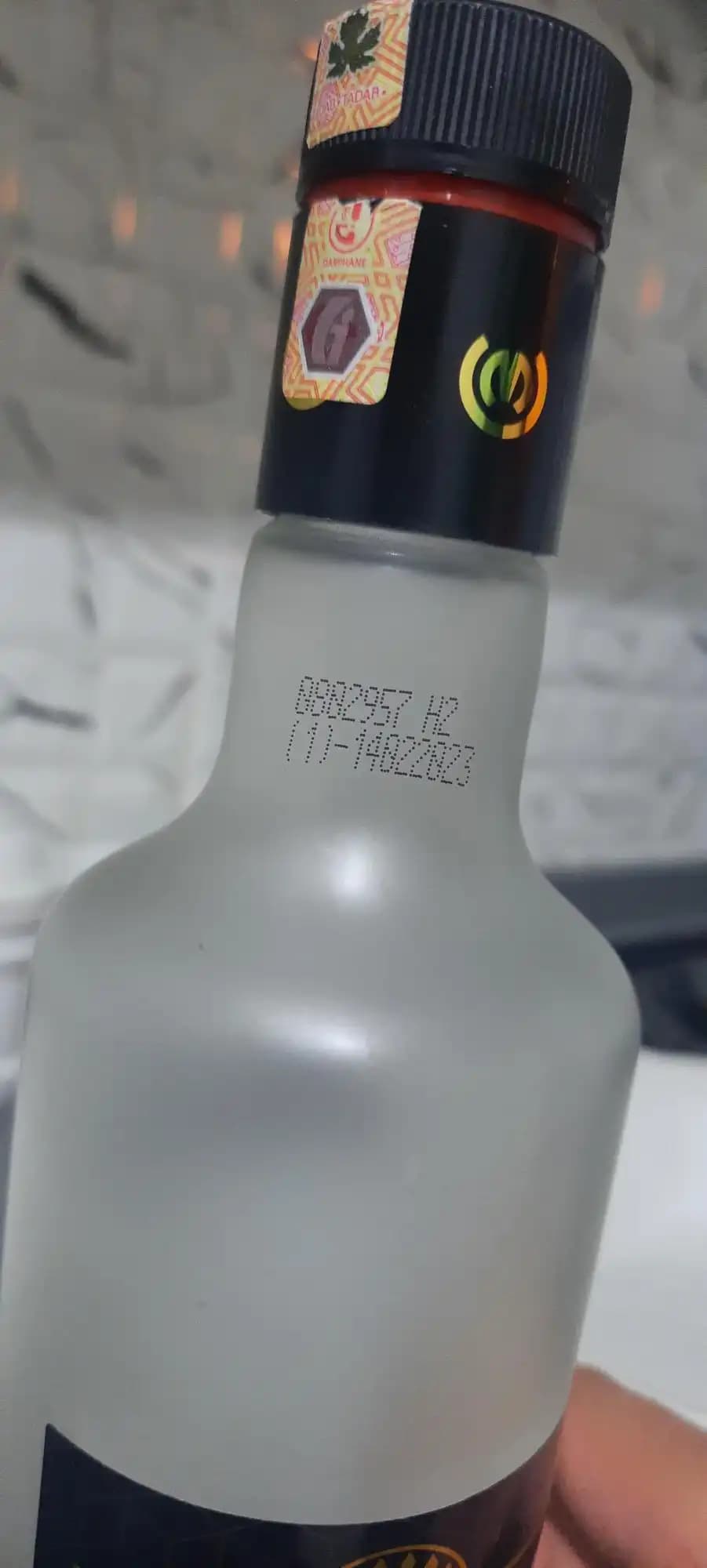 70 Lik Göbek Rakı: Geleneksel ve Modern Türk İçkisi Seçenekleri ve Özellikleri