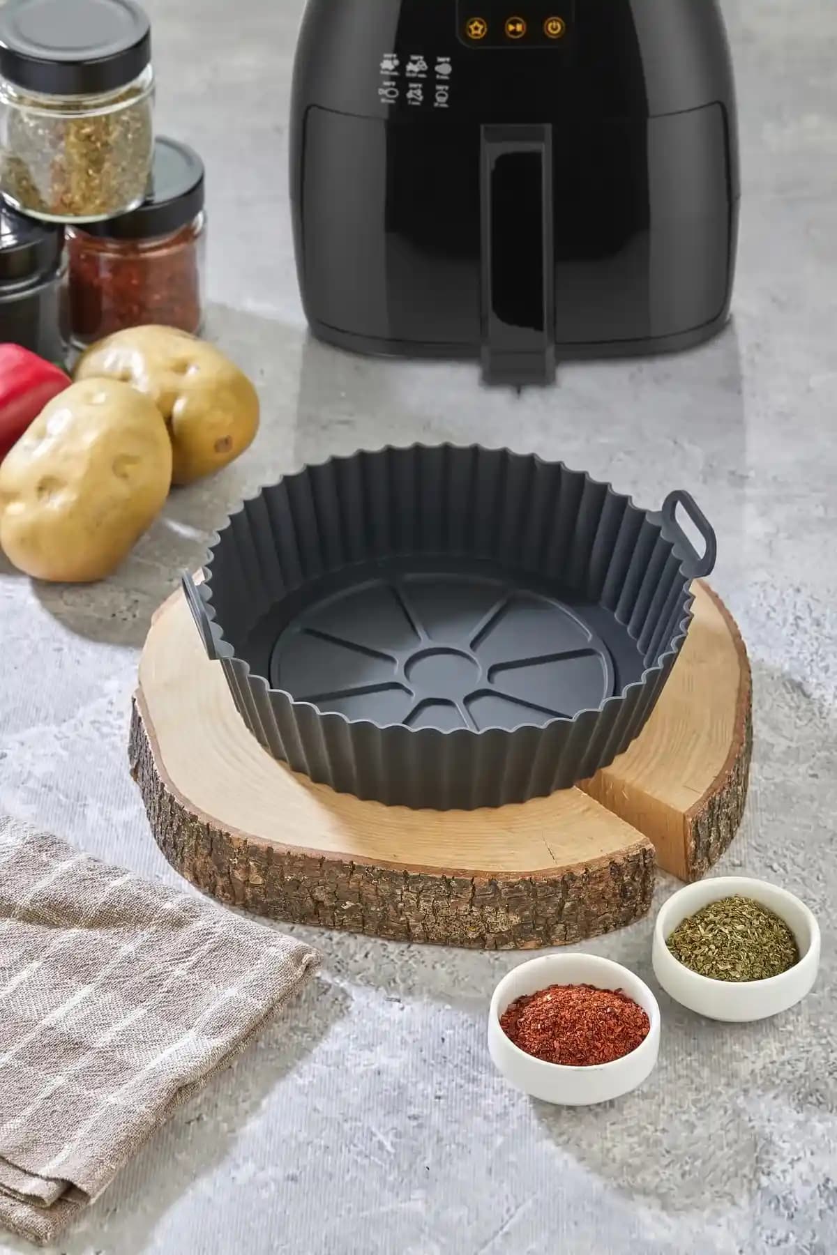 Airfryer Pişirme Kabı Seçimi ve Kullanımı: Sağlıklı ve Pratik Yemekler İçin Rehber