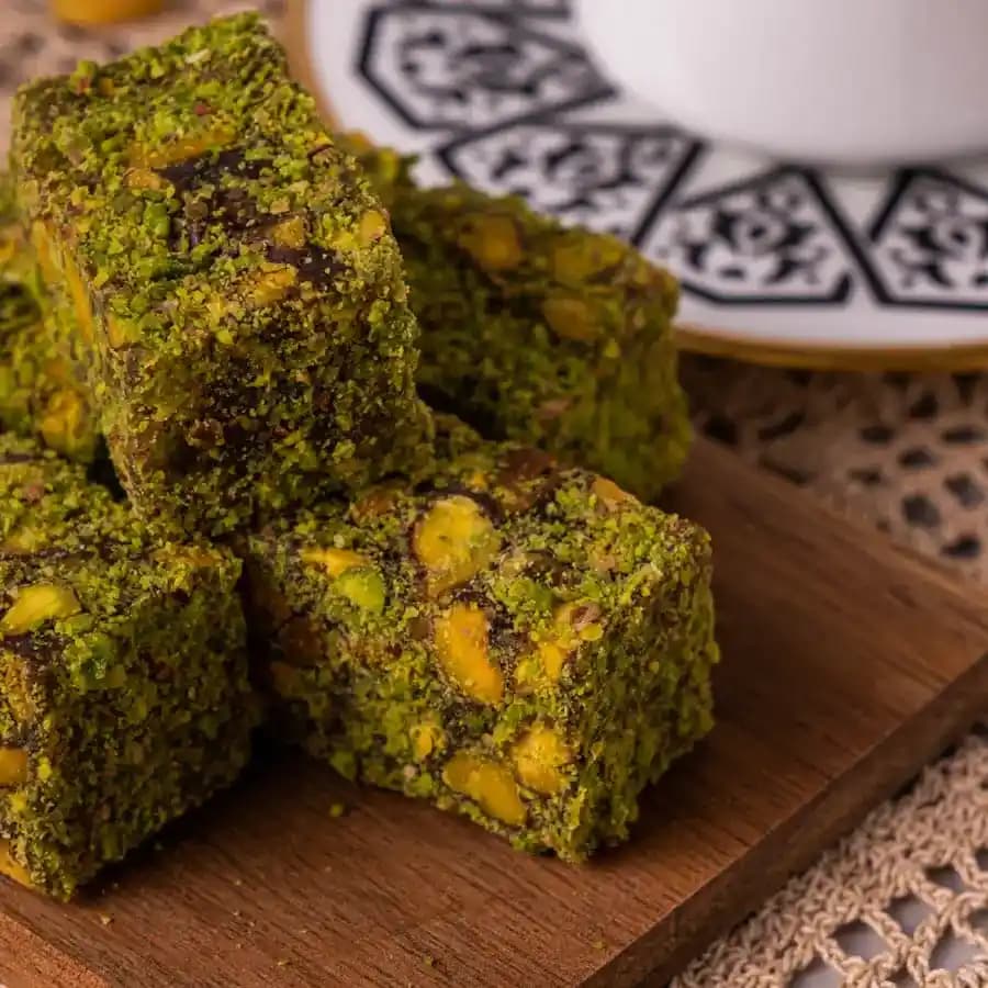 Ballı Lokum: Geleneksel ve Sağlıklı Tatlı Seçeneği Hakkında Detaylı Bilgi