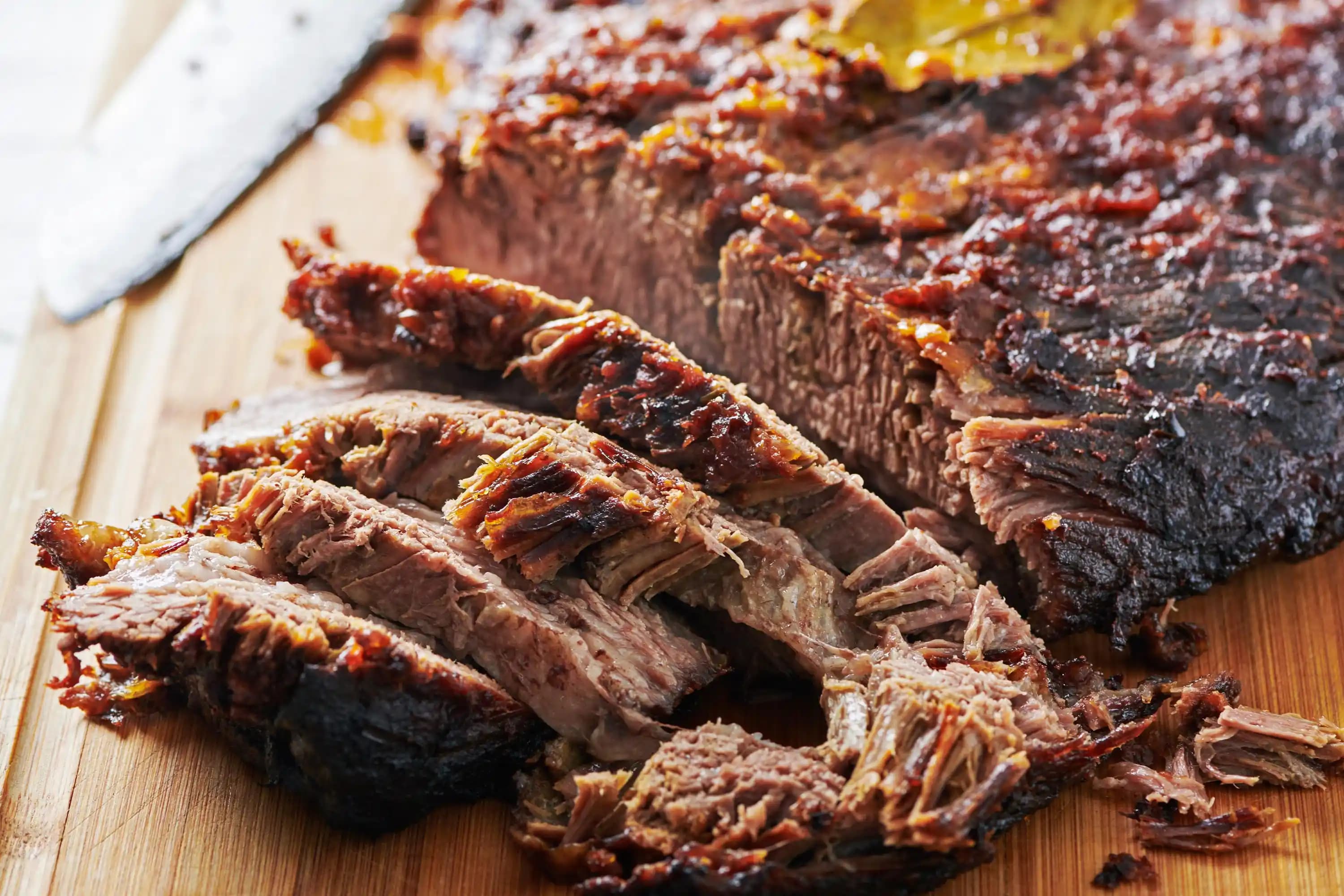 Brisket Nedir ve Marketlerdeki Seçim ile Pişirme Yöntemleri Hakkında Kapsamlı Rehber