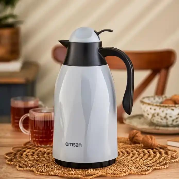 Emsan 1.3 LT Termos: Günlük Kullanım İçin Pratik ve Şık Çözüm