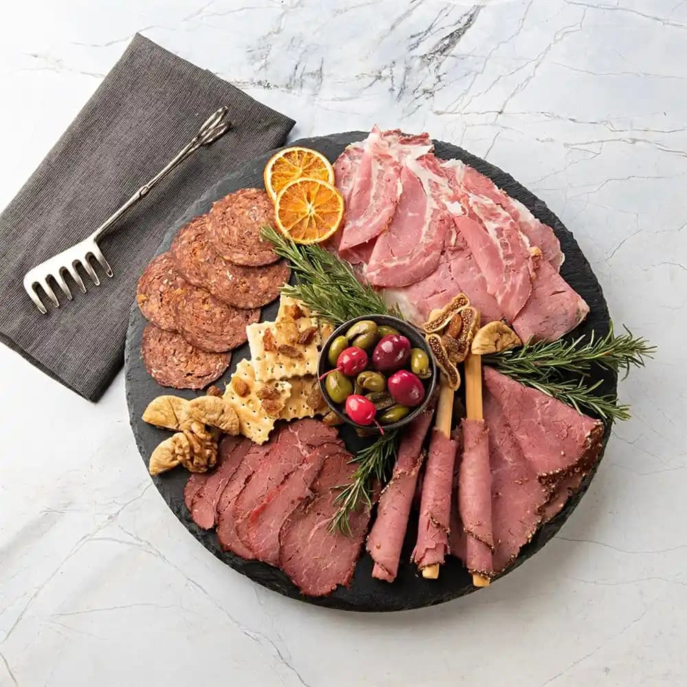 Et Tabağı Hazırlama Sanatı: Lezzet ve Estetiğin Mükemmel Buluşması