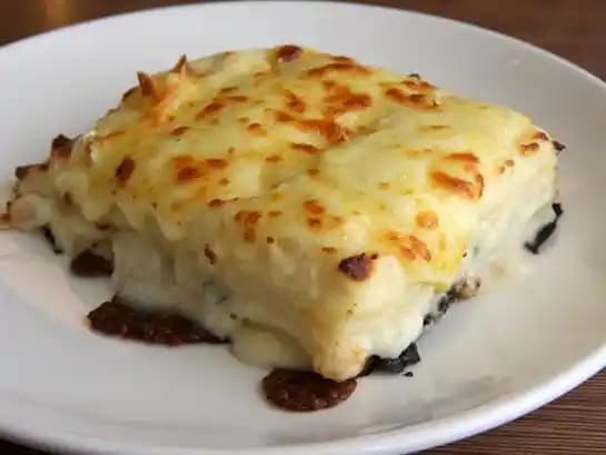 Hazır Beşamel Sos: Hızlı ve Lezzetli Yemekler İçin Pratik Alternatif