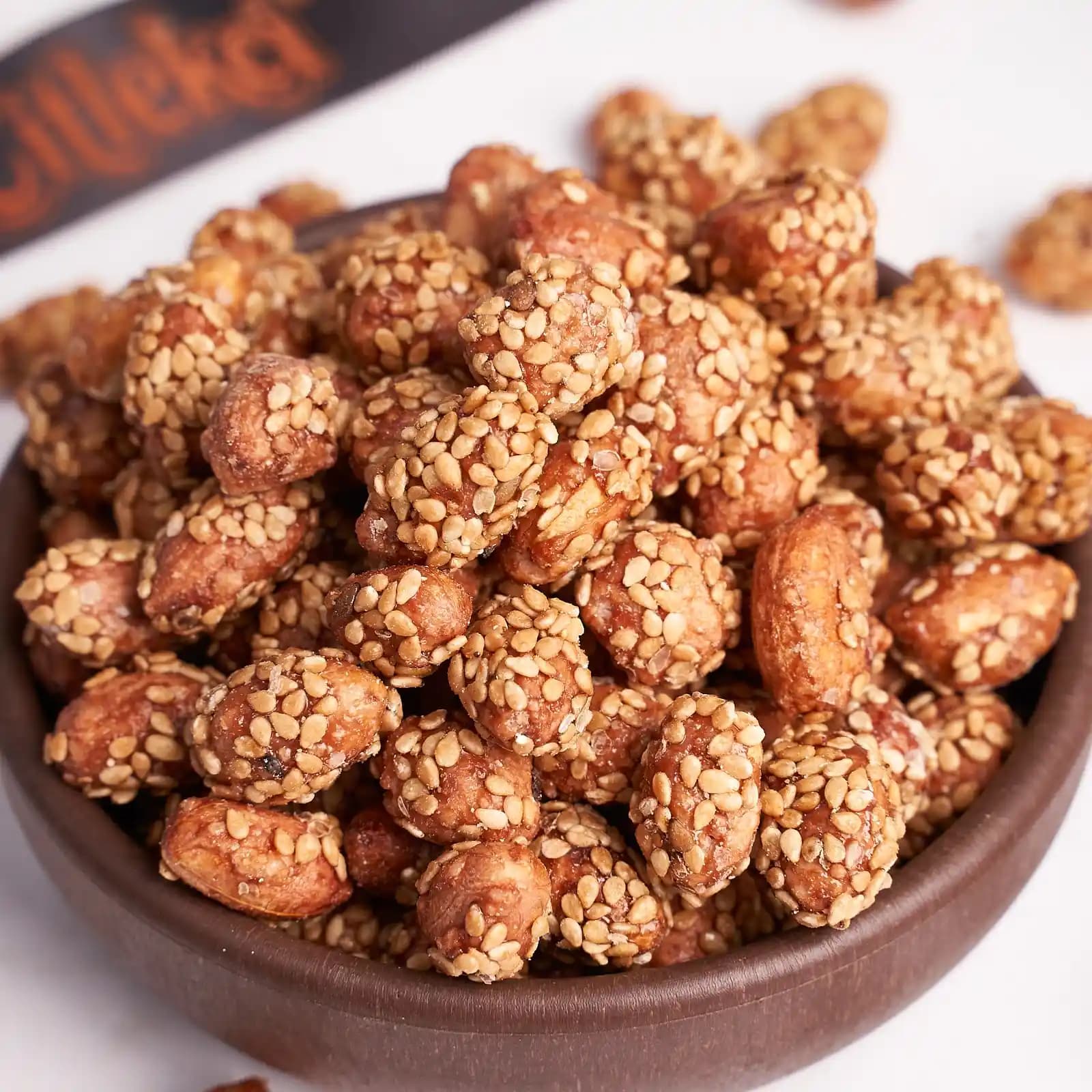 Susamlı Fıstık Nedir, Faydaları ve Ev Yapımı Tarifleri Hakkında Detaylı Bilgi