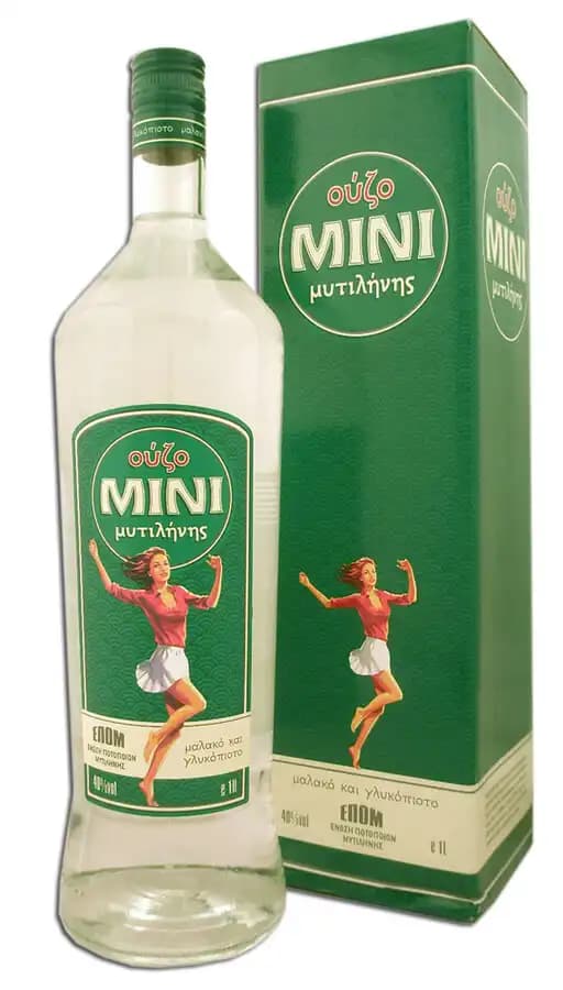 Uzo Mini: Marketlerde Popüler Olan Taşınabilir Yunan Likörü Seçeneği