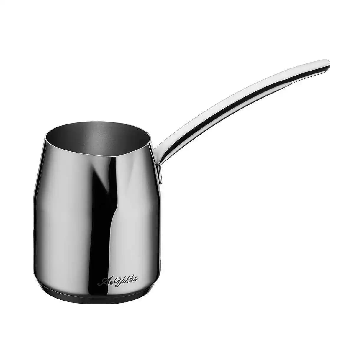 Yıldız Desenli Cezve: Türk Kahvesi Kültürünün Estetik ve Fonksiyonel Sembolü