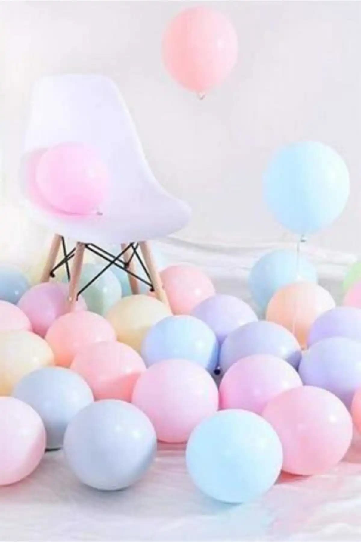 Parti Dolabı Renkli ve Dayanıklı Balon Paketi ile Etkinliklerinizi Şenlendirin