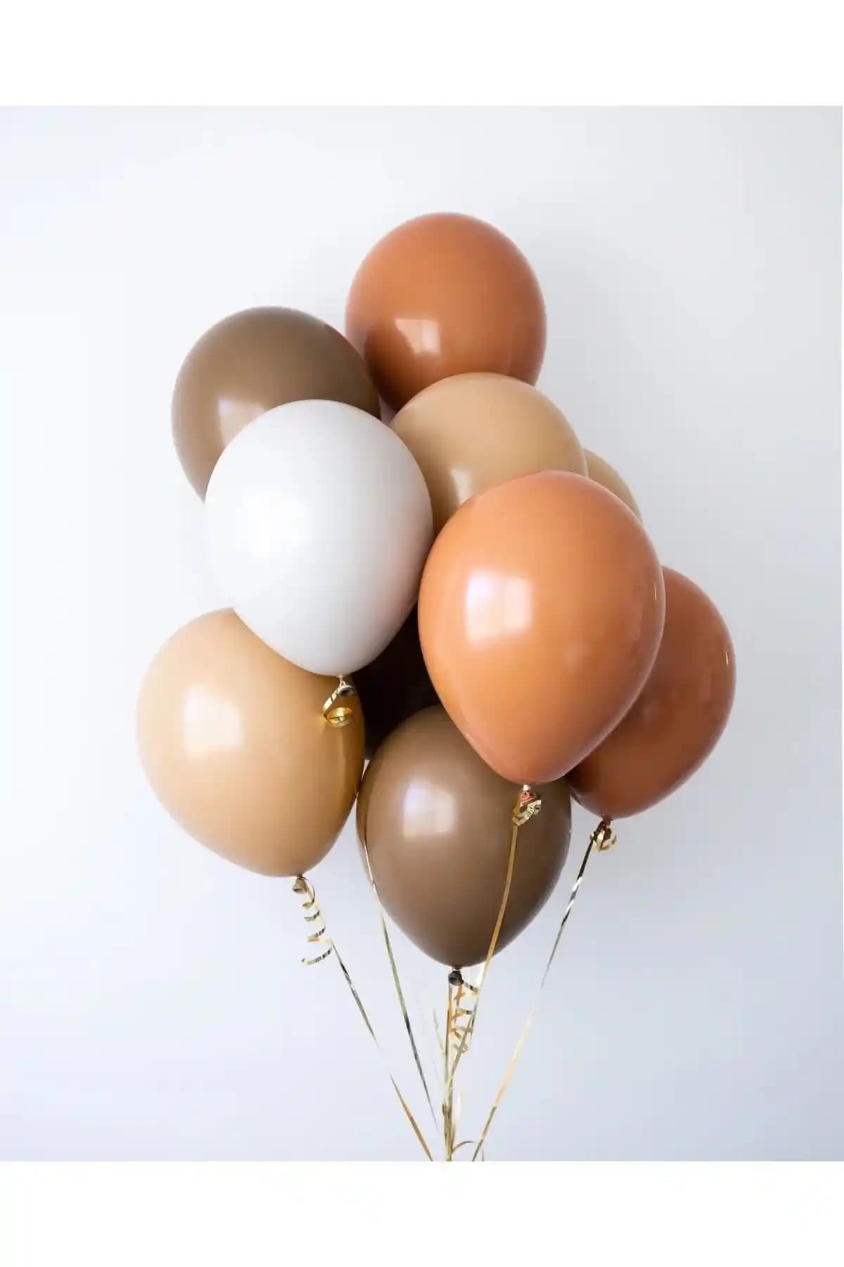 Partifabrik Retro Kahve Tonlarındaki Balon Demeti ile Şık ve Nostaljik Dekorasyonlar