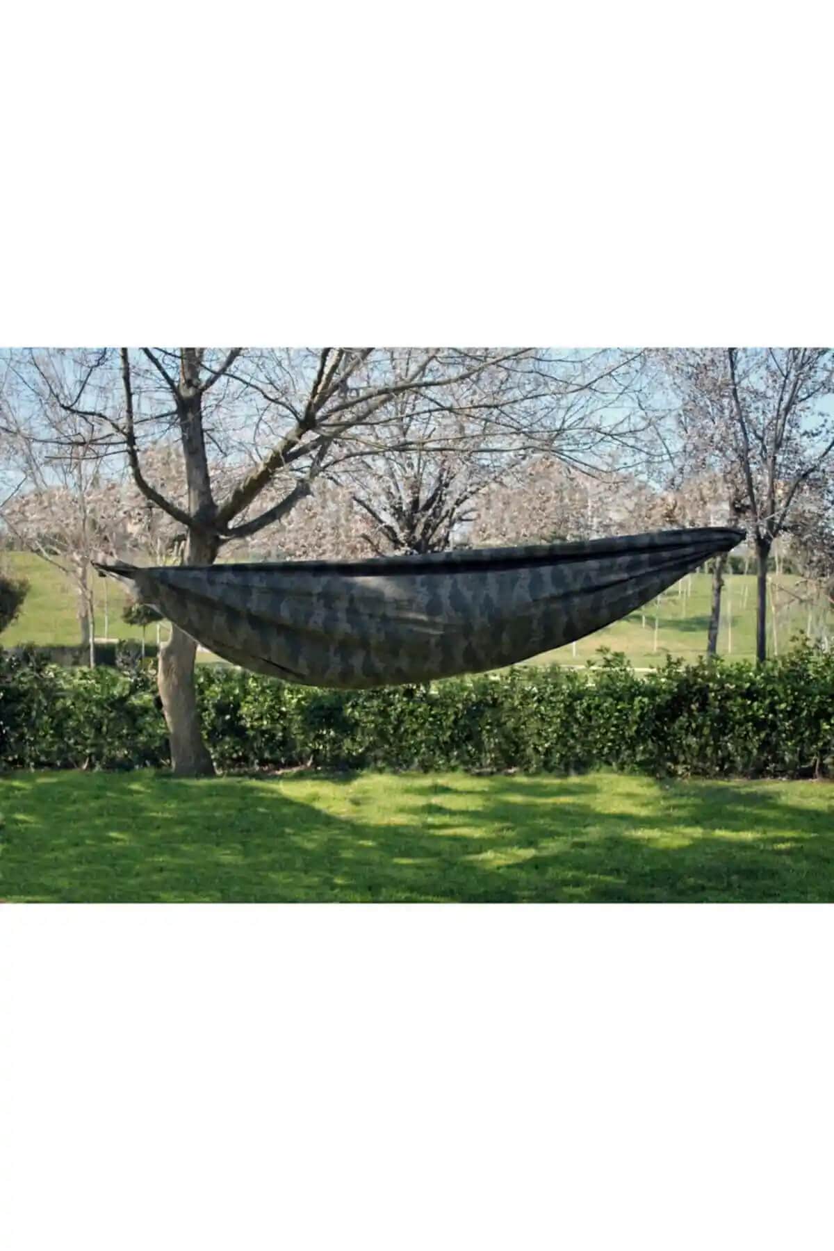 Kamuflaj Desenli Relax Ipek Hamak ile Doğada Rahat ve Konforlu Dinlenme