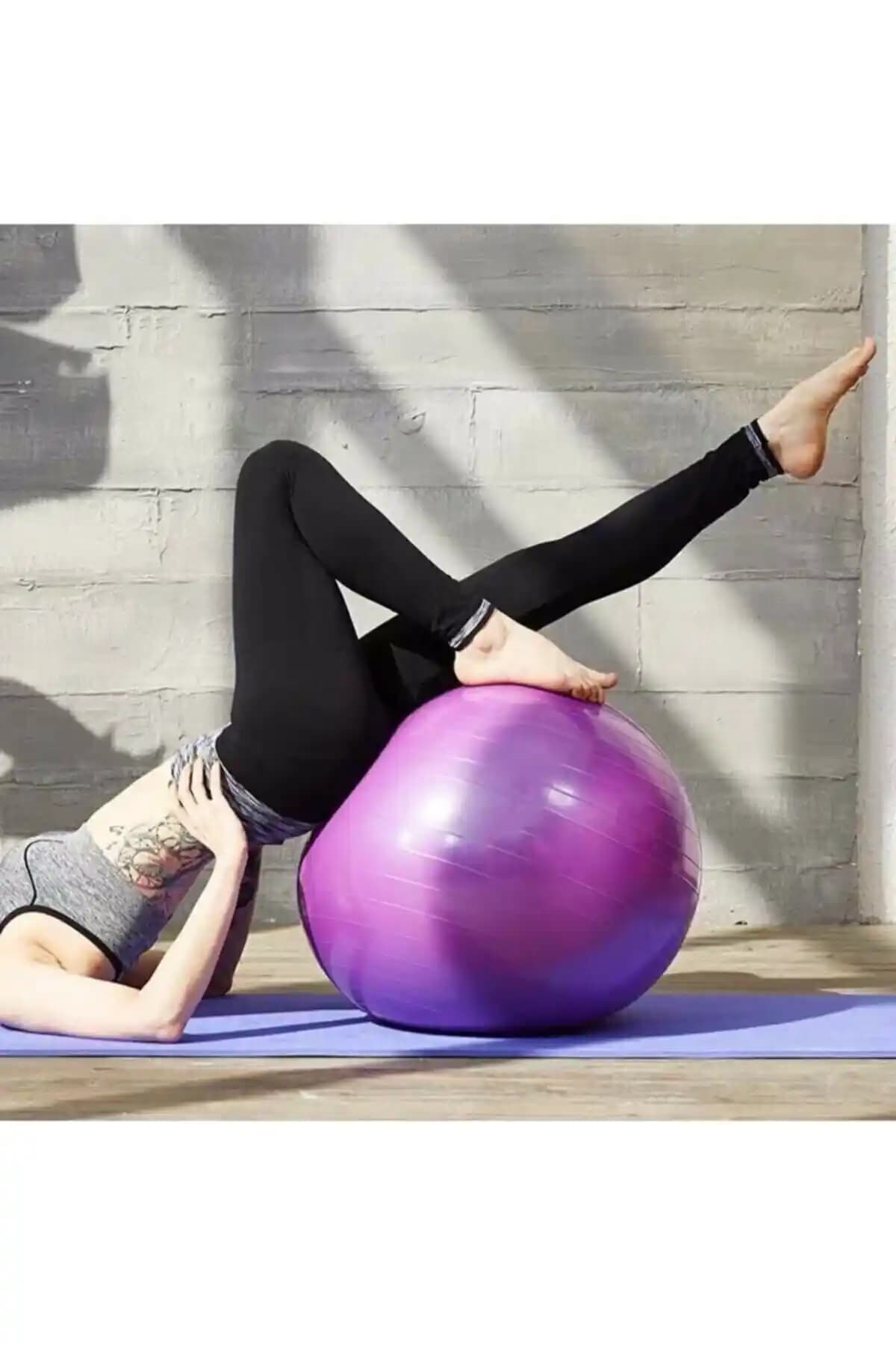 Leyaton Plates Topu 75cm Mor Sağlıklı ve Çok Yönlü Spor Ekipmanı