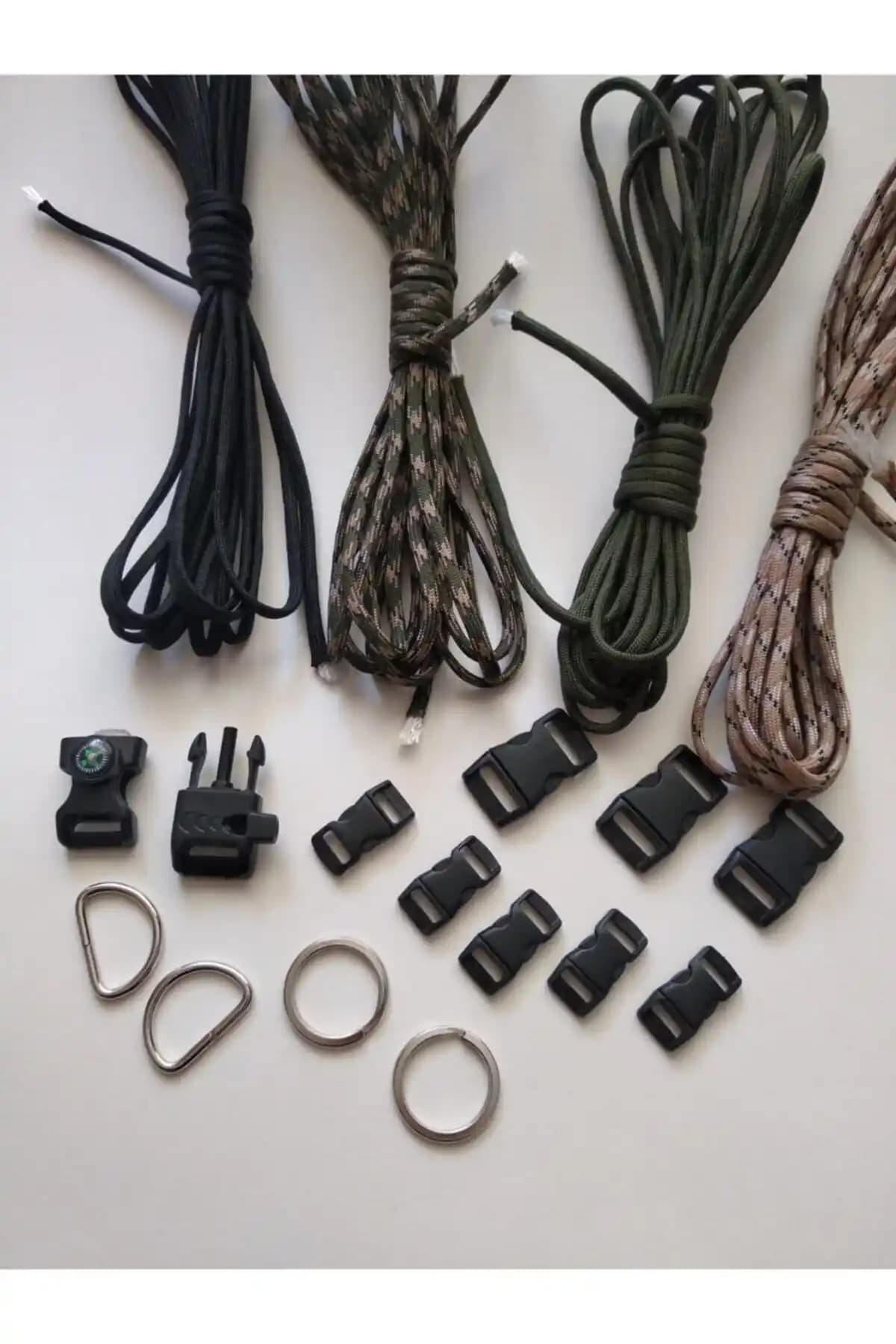 Paracord Dünyası Outdoor Bileklik İpi ve Klips Seti: Dayanıklı ve Çok Yönlü Outdoor Aksesuarlar
