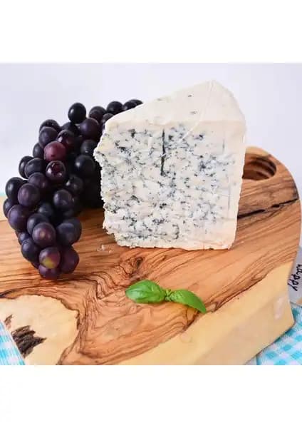 Gurmepark İthal Rokfor Peyniri: Yüksek Kalite ve Zengin Aromalarla Lezzet Dolu Deneyim