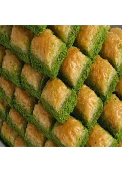 Siirt Doğal Gıda Fıstıklı Baklava: Geleneksel ve Doğal Malzemelerle Hazırlanan Lezzetli Tatlı