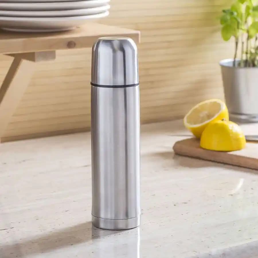 Çelik Termoslu Matara: Dayanıklılık ve Fonksiyonelliği Uzun Süre Korumak