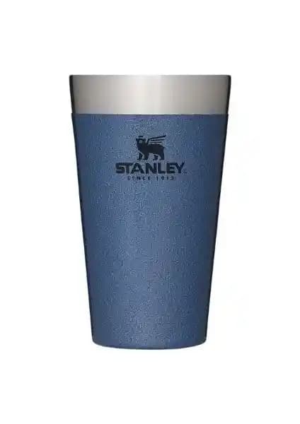 Stanley Adventure Vakumlu İçecekler Kıyaslaması: 0.47 L Bardağı ile 0.70 L Bira Termosu