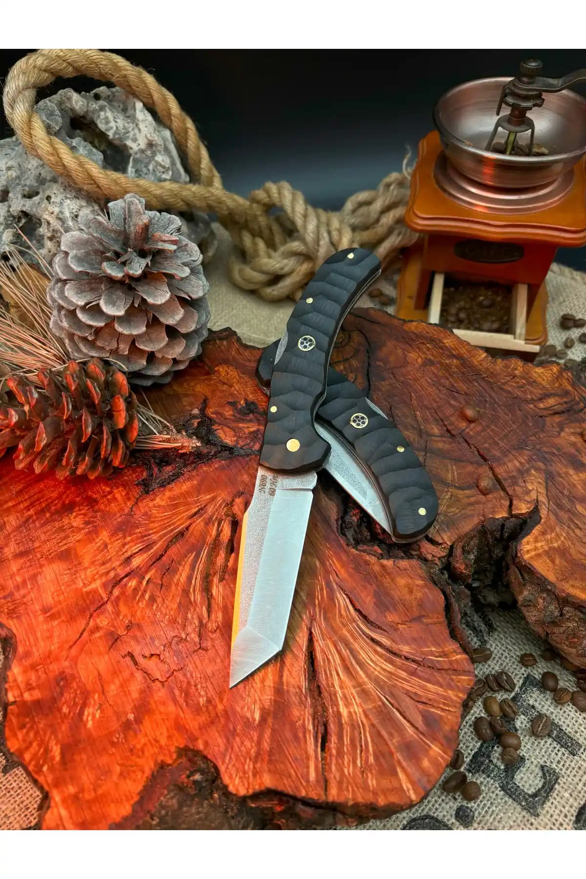 YVZ Katlanır Dağcı Tanto Modeli: Özellikler, Tasarım ve Performans Değerlendirmesi