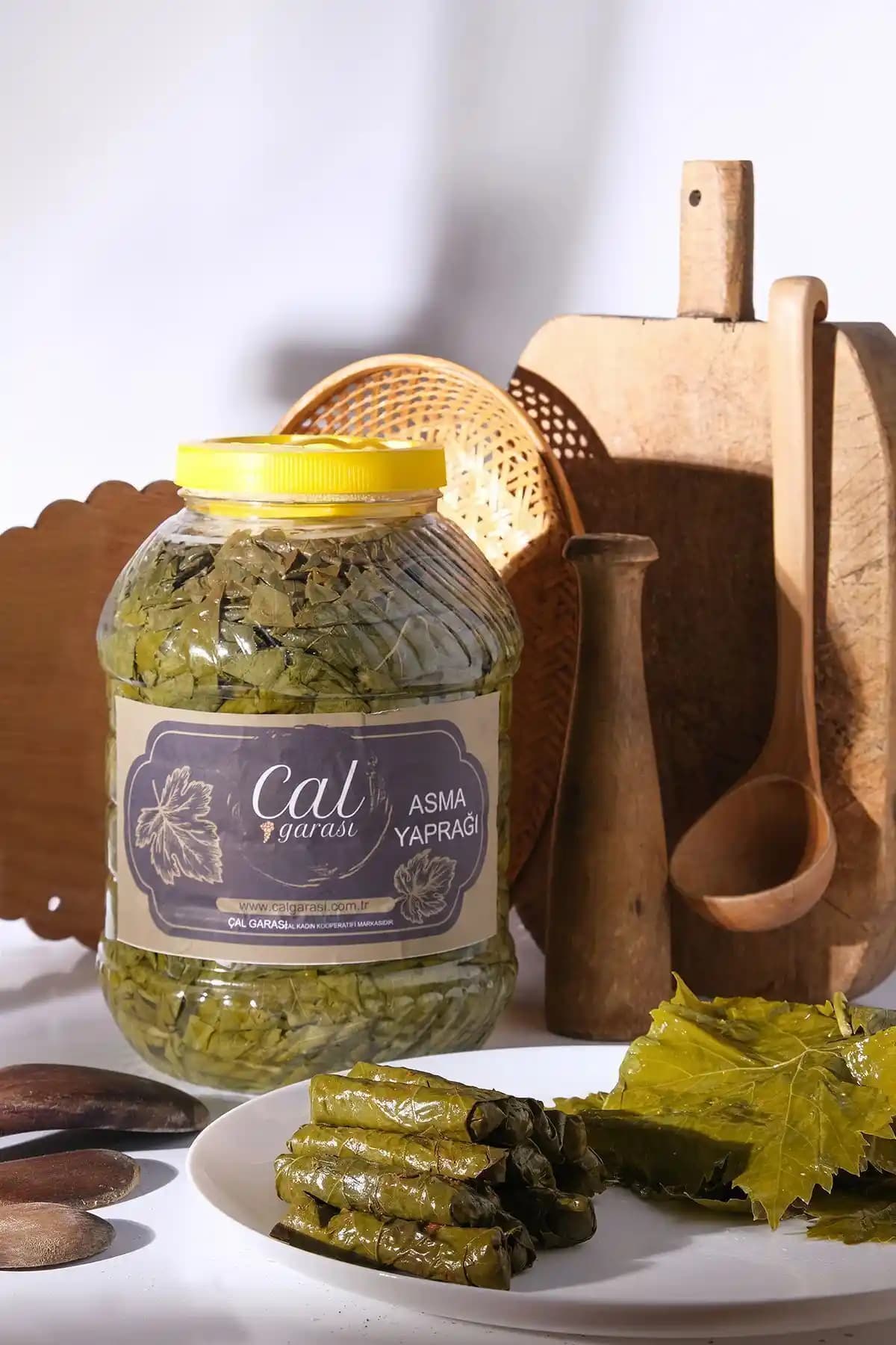 Çal Bölgesi Damarsız İnce Salamura Asma Yaprak 5kg: Kooperatif Üretimi ve Yerel Lezzet