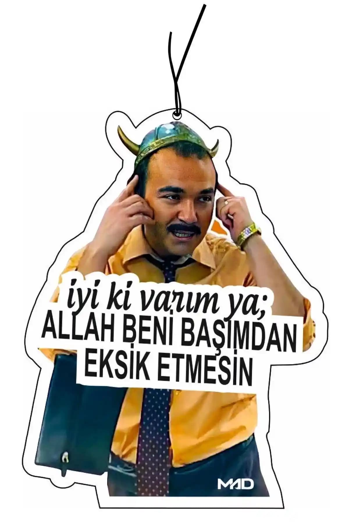 Burhan Altıntop ve Sempatık Cıvcıv Tasarımlı Araç Kokuları Karşılaştırması