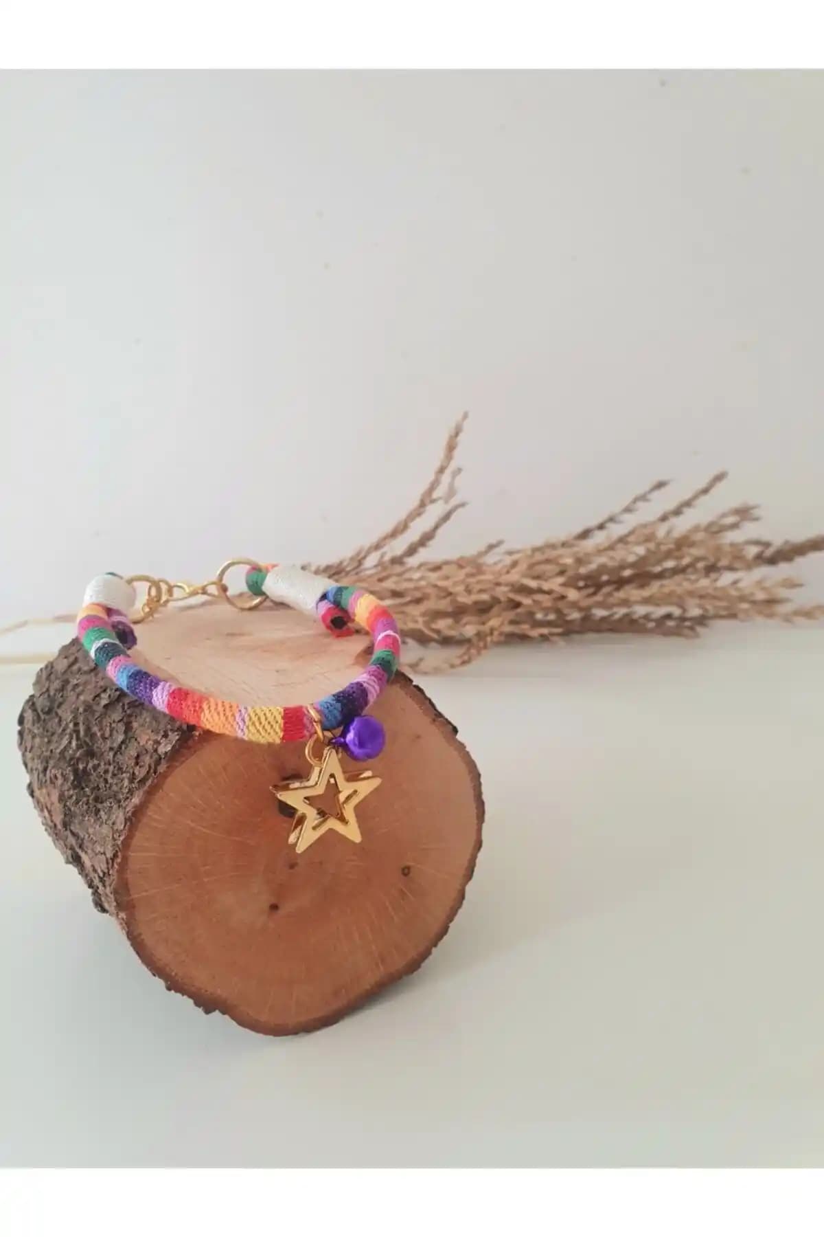 Küçük Irk Kediler ve Köpekler İçin Renkli ve Şık Boyun Tasması Ürünleri