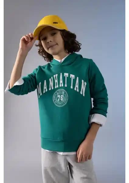 DeFacto Erkek Çocuk Kapüşonlu Baskılı Sweatshirt Z4596A623SP Rahat ve Dayanıklı Tasarım