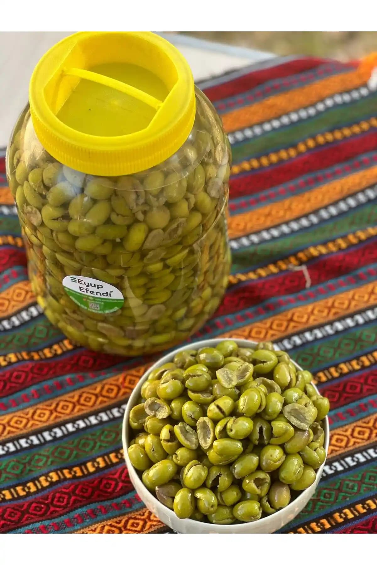 Eyüp Efendi Antep Usulü Yeşil Zeytin: Doğal, Katkısız ve Çekirdeksiz Lezzet