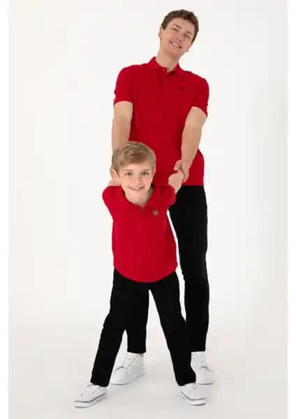 U.S. Polo Assn. Erkek Çocuk Kırmızı Polo Yaka Pamuklu Tişört – Rahat ve Şık Seçenek