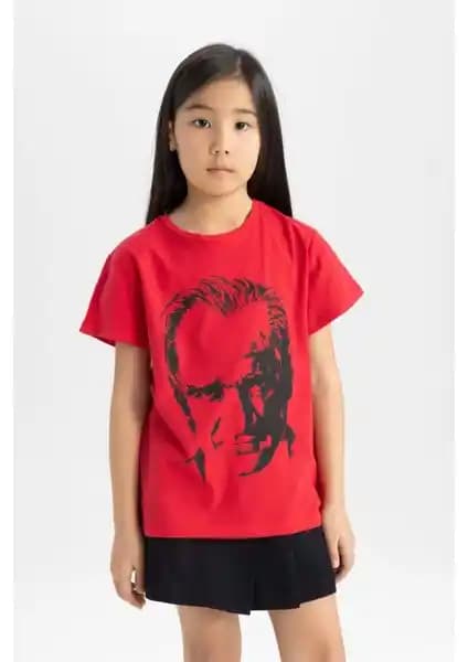 DeFacto Kız Çocuk Atatürk Baskılı Kısa Kollu Tişörtü Günlük ve Özel Gün Kullanımı İçin