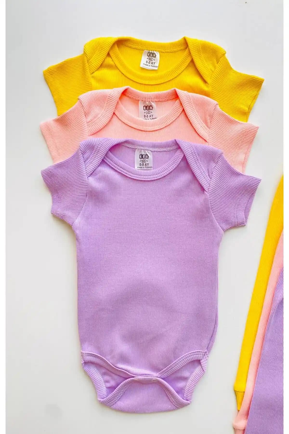 EFU BABY 3'lü %100 Organik Pamuklu Kısa Kollu Bebek Bodyleri Günlük Kullanım İçin Uygun