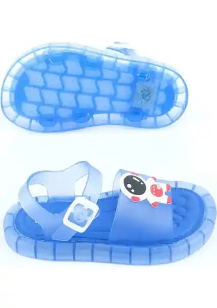 Erkek Çocuklar İçin Yazlık ve Suya Dayanıklı Sandalet Karşılaştırması