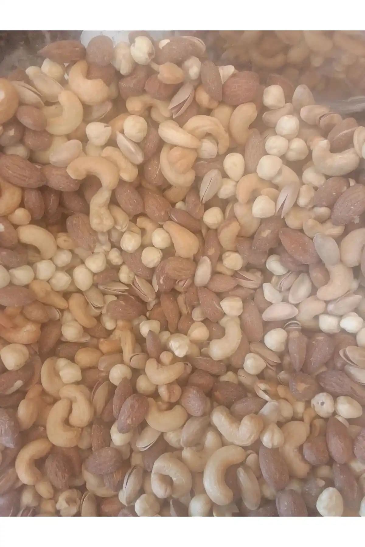 Hanımın Elinden Lüks Karışık Çerez 1 Kg Doğal ve Taze Kuru Yemişler İçin Uygun Bir Seçenek