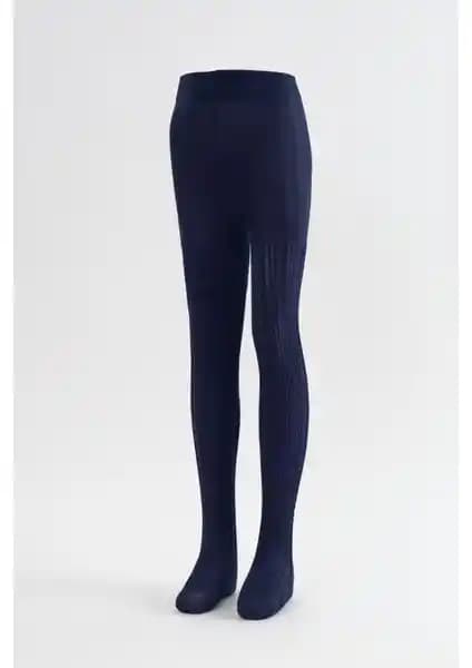 Katia & Bony Desenli ve Penti Pretty Micro 40 Çocuk Külotlu Çoraplarının Karşılaştırması