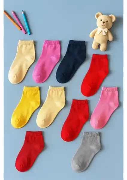 Katia & Bony ve DeFacto Çocuk Çorapları Karşılaştırması: Renkli ve Konforlu Seçenekler