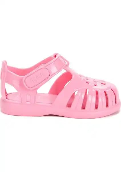 Kız Çocuk Yazlık Sandaletleri Karşılaştırması: Konfor, Tasarım ve Malzeme Özellikleri