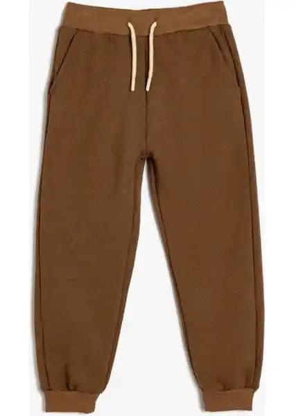 Koton Basic Jogger Eşofman Altı: Rahat ve Şık Spor Giyim Seçenekleri