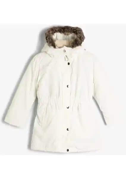 Koton Kız Çocukları İçin Uzun Kaban ve Şişme Mont Seçenekleri İncelemesi