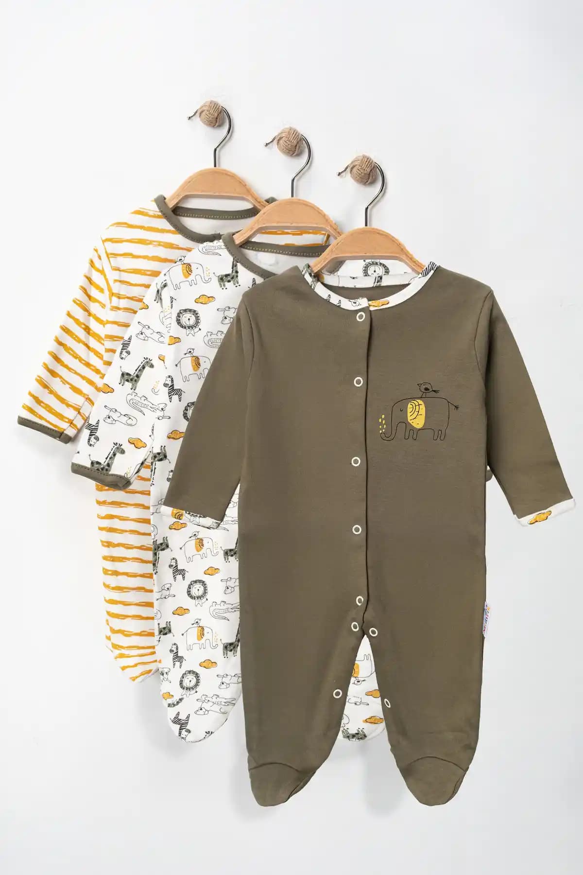 Mıdık Erkek Bebek İçin Renkli ve Konforlu Günlük Kıyafetler Ürün Tanıtımı ve Özellikleri