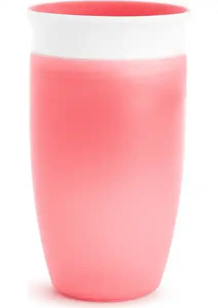 Munchkin Mucize 360° ve Nuk Magic Cup Karşılaştırması Bebekler İçin En İyi İçecek Kabı Seçenekleri