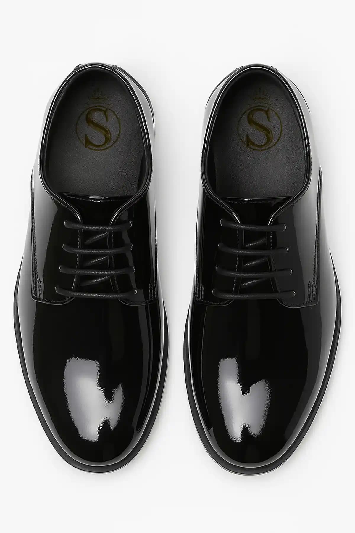 SIRRI Erkek Çocuk Derby Parlak Rugan Ayakkabı Şıklık ve Konfor Sunan Modern Tasarım