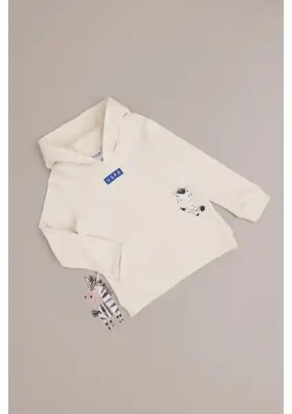 U.S. Polo Assn. Erkek Çocuk Krem Sweatshirt: Şıklık ve Konforun Bir Arada Sunumu