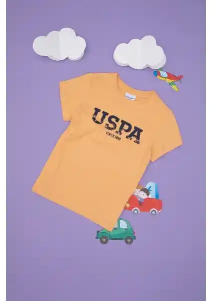 U.S. Polo Assn. Erkek Çocuk Tişörtleri Karşılaştırması: Kavun ve Siyah Modelleri