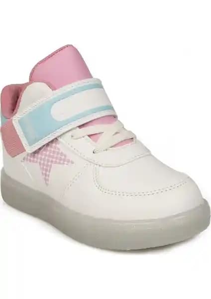 Vicco Çocuk Botları Karşılaştırması: Şık ve Konforlu Modellerin Detaylı Analizi