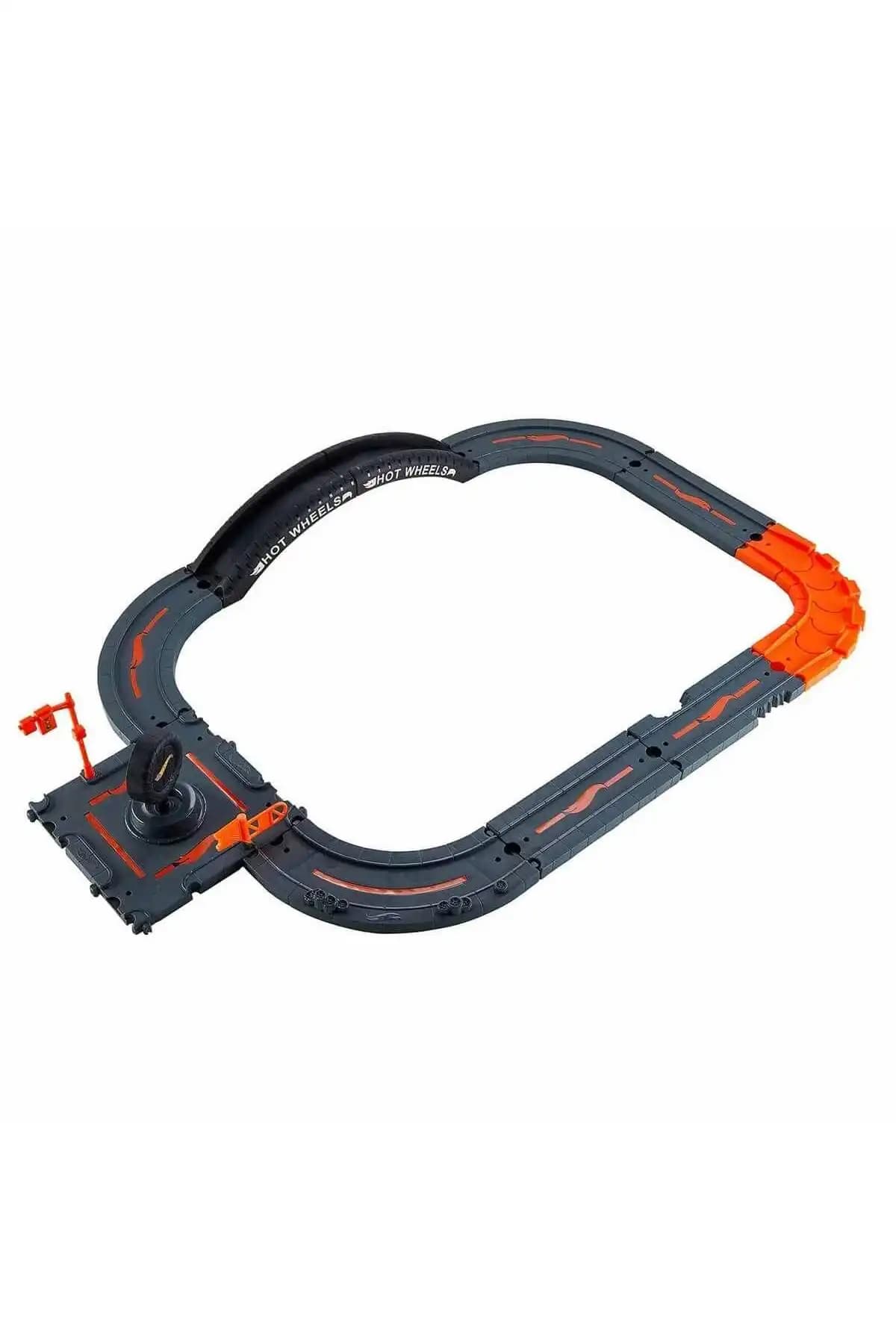 Hot Wheels Pist Dünyası ve Track Builder Akrobasi Seti Karşılaştırması 1