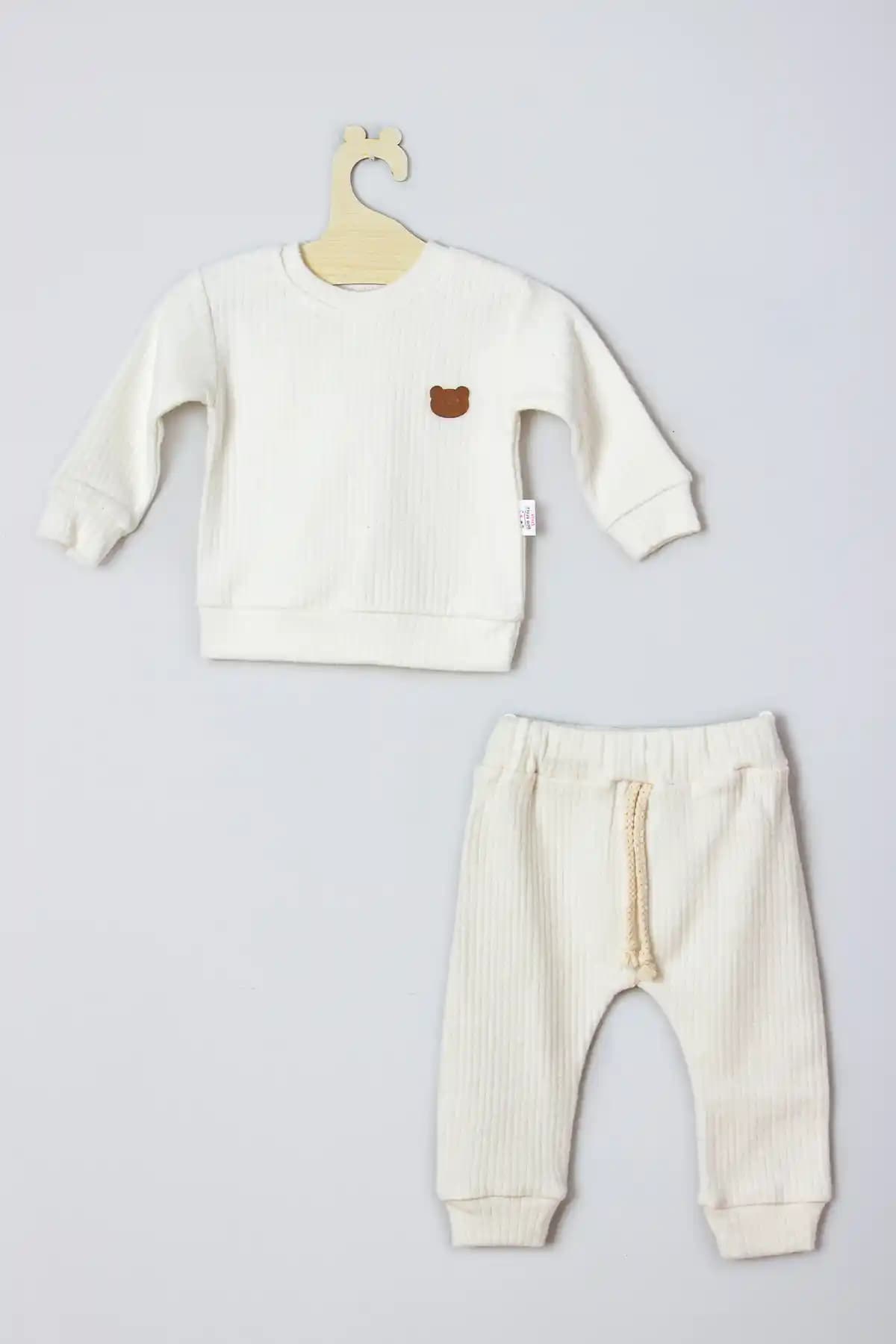 ADABEBEK Ayıcık Aksesuarlı Fitilli Alt Üst Bebek Takımı - Yumuşak ve Şık Bebek Giyim Ürünü